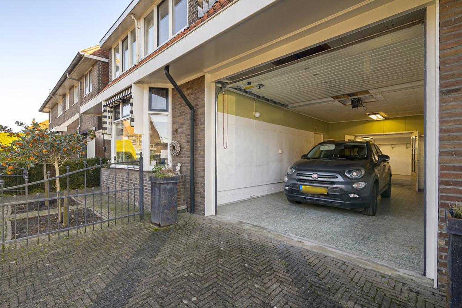 Jacob Marisstraat 27 in Leeuwarden