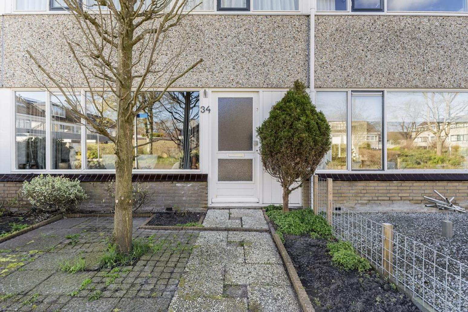 Simke Kloostermanwei 34 in Leeuwarden