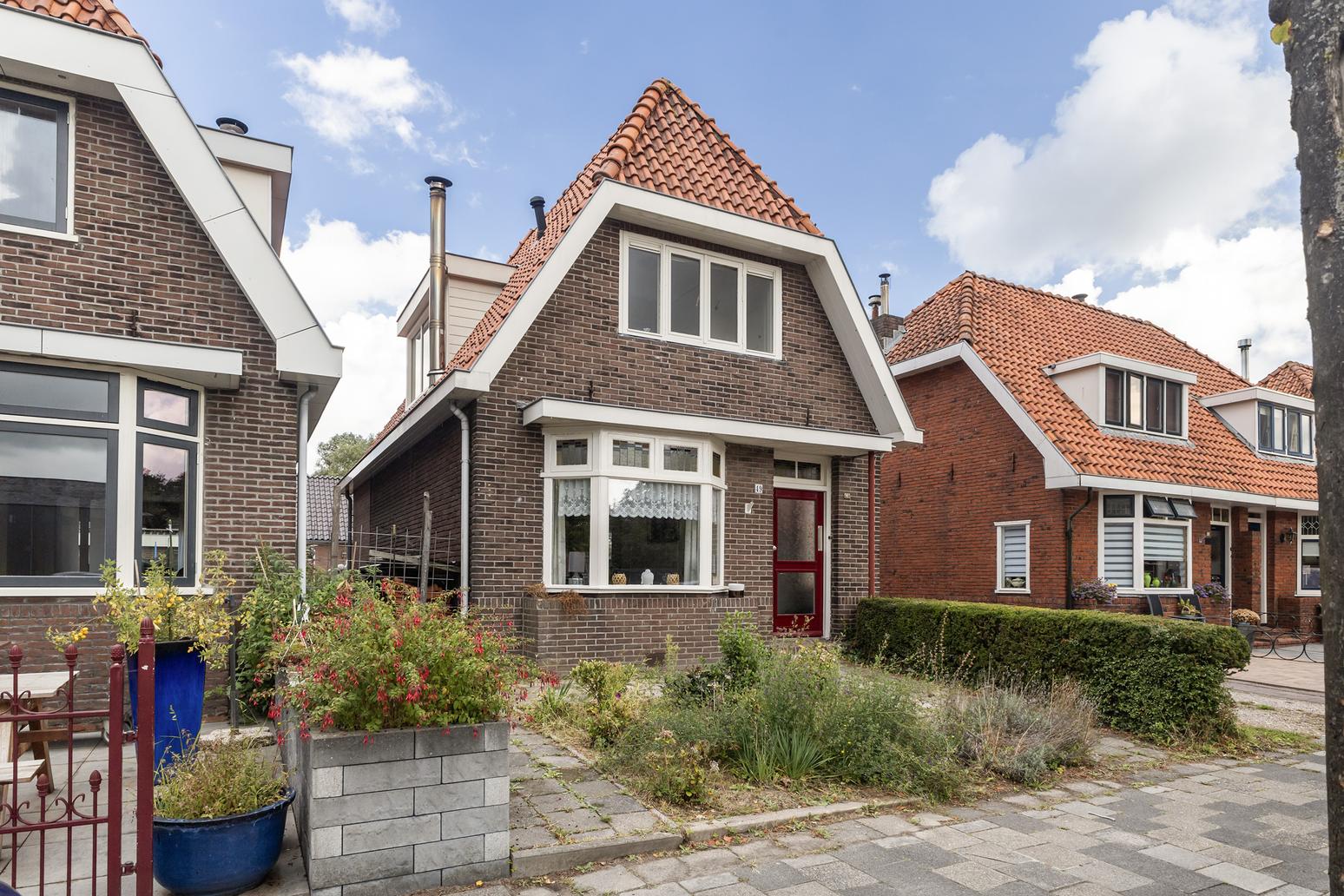 Tijnjedijk 49 in Leeuwarden