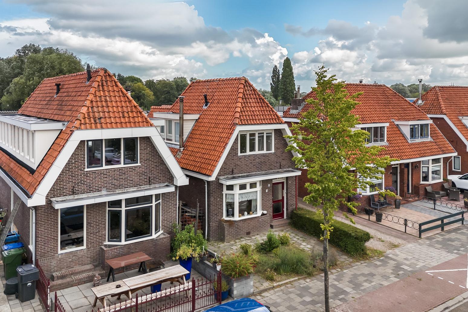 Tijnjedijk 49 in Leeuwarden