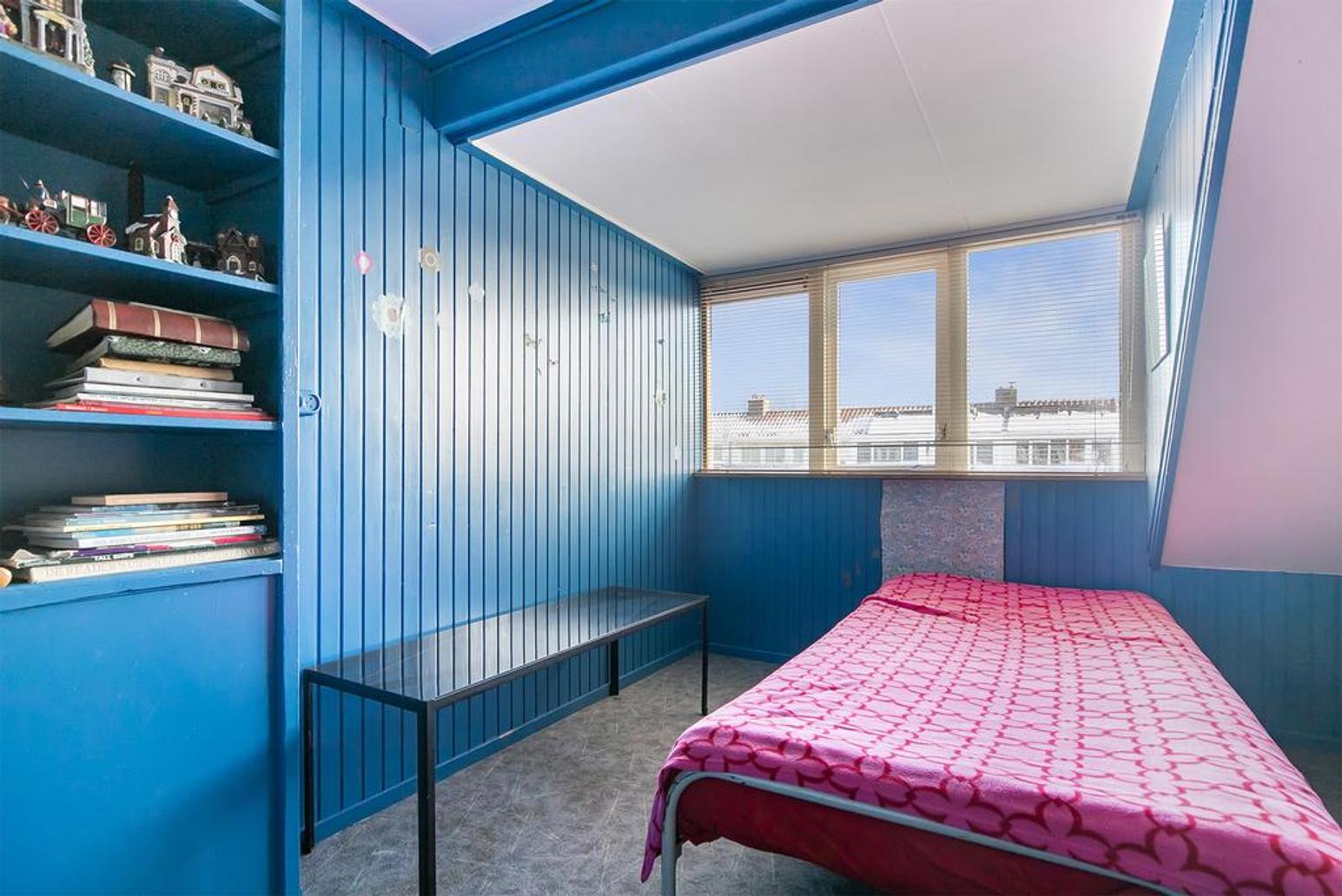 van Roonhuysestraat 16 in Leeuwarden