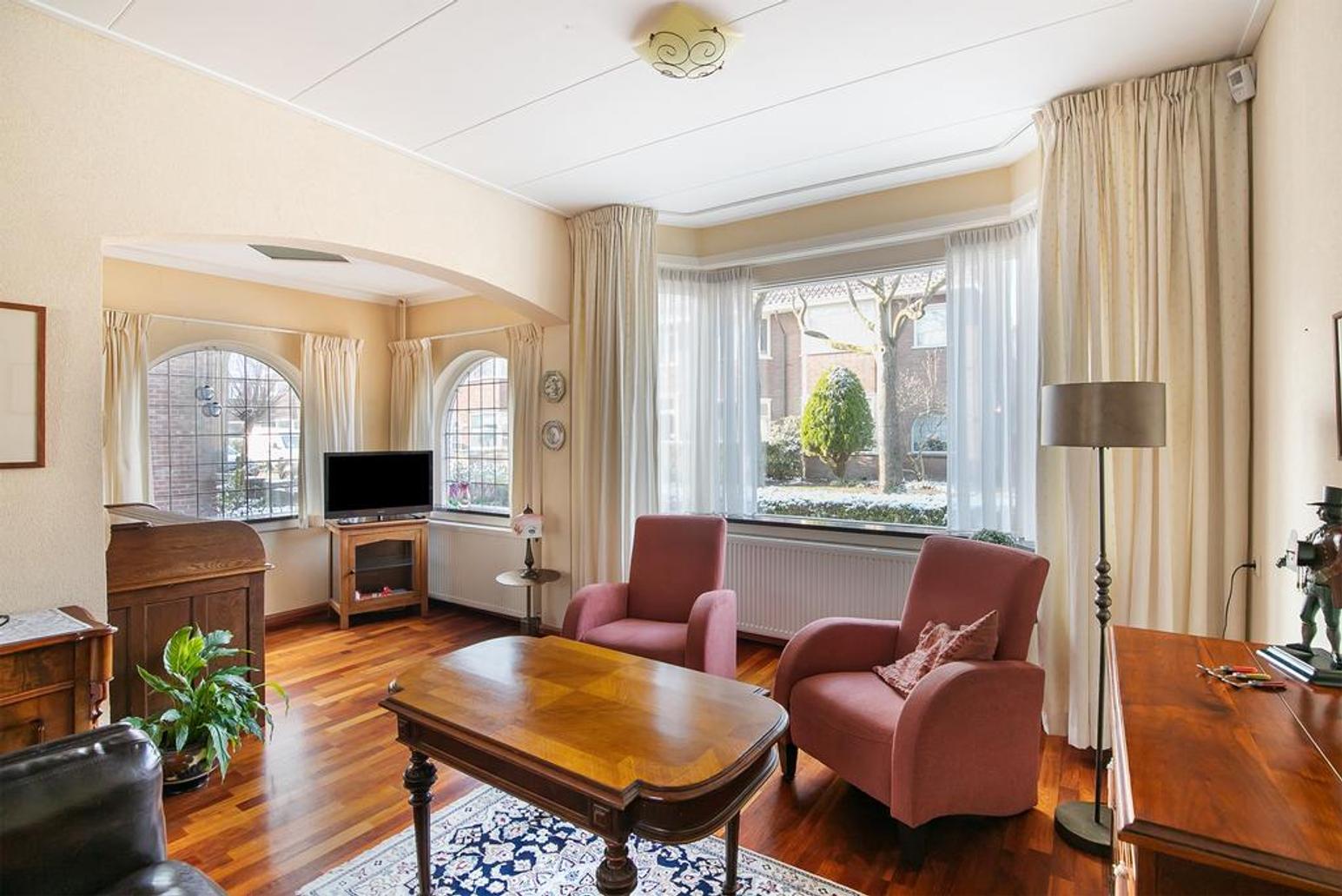 van Roonhuysestraat 16 in Leeuwarden